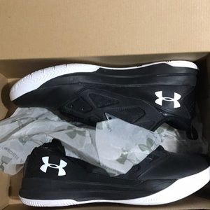 Under Armour Jet Low sz.11
